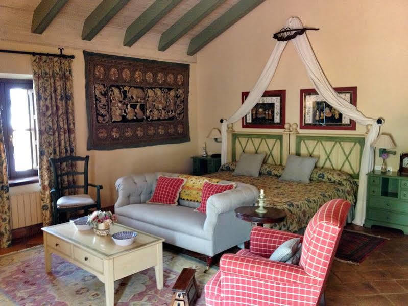 Affittacamere Hacienda de Orán Utrera Esterno foto