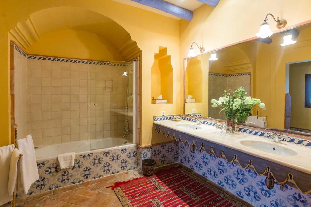 Affittacamere Hacienda de Orán Utrera Esterno foto