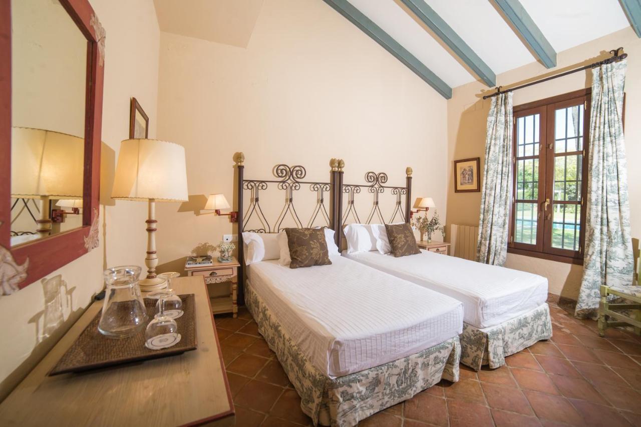 Affittacamere Hacienda de Orán Utrera Esterno foto
